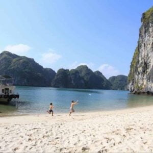Castaways Island, Vietnam