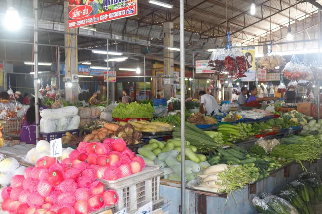 A local market near Cheow Larn Lake, Khao Sok.